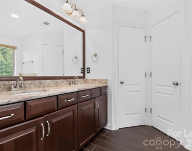 549 Daventry Court - Photo Thumbnail 25