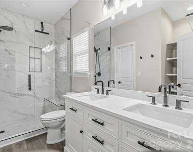 8710 Arrowhead Place Lane - Photo Thumbnail 14
