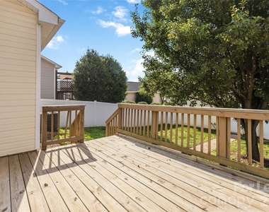 8710 Arrowhead Place Lane - Photo Thumbnail 22