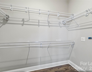 8710 Arrowhead Place Lane - Photo Thumbnail 15
