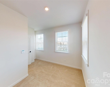 3640 Spencer Street - Photo Thumbnail 19