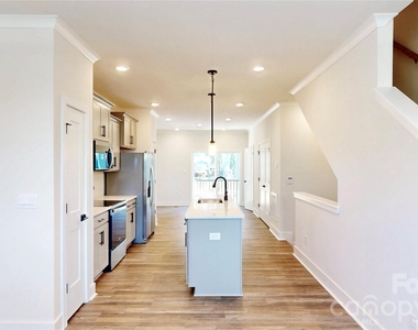 3640 Spencer Street - Photo Thumbnail 9