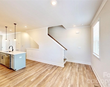 3640 Spencer Street - Photo Thumbnail 13