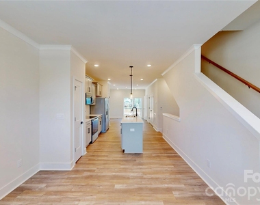 3640 Spencer Street - Photo Thumbnail 11