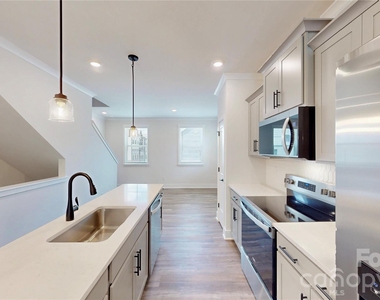 3640 Spencer Street - Photo Thumbnail 8