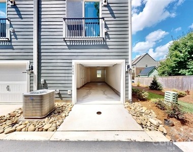 3640 Spencer Street - Photo Thumbnail 27