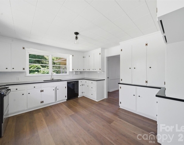 2988 Great Falls Highway - Photo Thumbnail 11