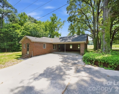 2988 Great Falls Highway - Photo Thumbnail 24