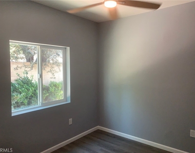 2114 Forbes - Photo Thumbnail 3