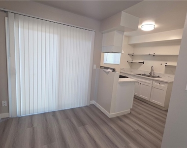 1240 S N San Gabriel Avenue - Photo Thumbnail 3