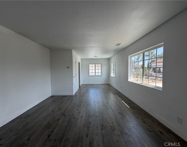 11583 Embree - Photo Thumbnail 3