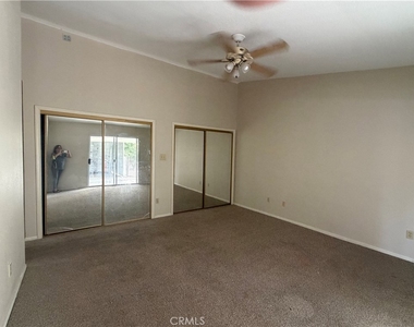1267 Park - Photo Thumbnail 5