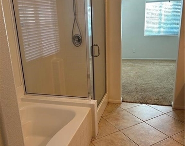 27573 Rosebud - Photo Thumbnail 9