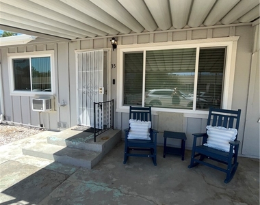150 35 E Lakeshore - Photo Thumbnail 2