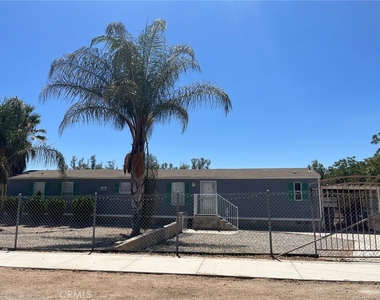 22225 Ellis Avenue - Photo Thumbnail 20