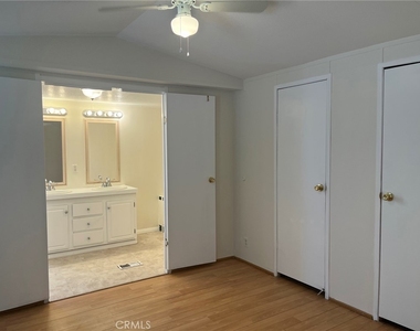 22225 Ellis Avenue - Photo Thumbnail 8