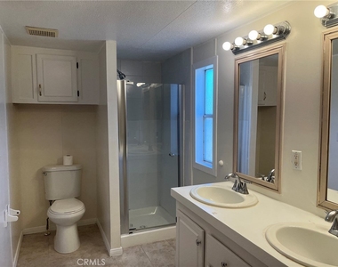 22225 Ellis Avenue - Photo Thumbnail 11