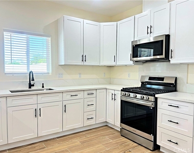 9256 E Avenue R-14 E - Photo Thumbnail 16
