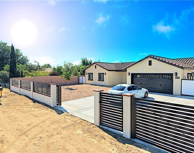 9256 E Avenue R-14 E - Photo Thumbnail 2