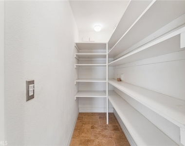 847 Amaryllis Avenue - Photo Thumbnail 11