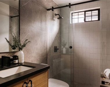 14803 Otsego Street - Photo Thumbnail 27
