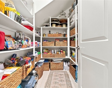 24357 W Clear Creek - Photo Thumbnail 17