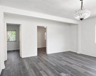5020 Topanga Canyon Boulevard - Photo Thumbnail 14