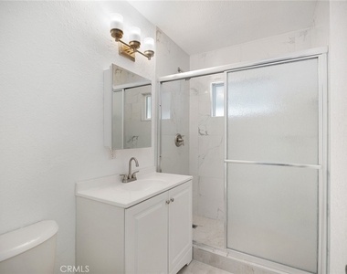 5020 Topanga Canyon Boulevard - Photo Thumbnail 16