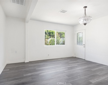 5020 Topanga Canyon Boulevard - Photo Thumbnail 3