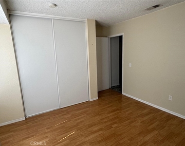 1229 Onyx - Photo Thumbnail 12