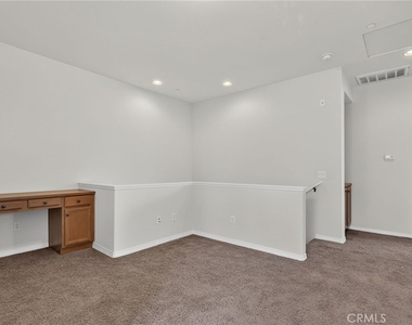 1654 Heywood Unit E - Photo Thumbnail 23