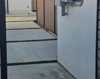 22730 Mariano Street - Photo Thumbnail 1