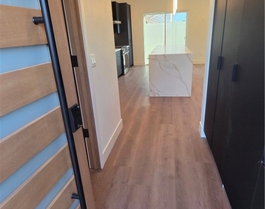22730 Mariano Street - Photo Thumbnail 28
