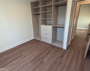 22730 Mariano Street - Photo Thumbnail 22