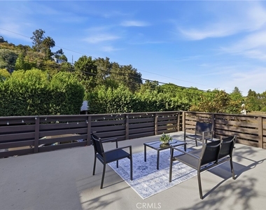 8518 Walnut - Photo Thumbnail 14