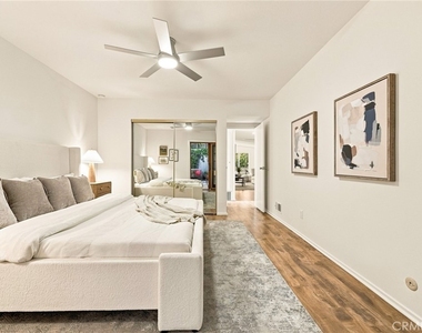 8518 Walnut - Photo Thumbnail 17