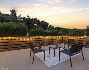 8518 Walnut - Photo Thumbnail 43
