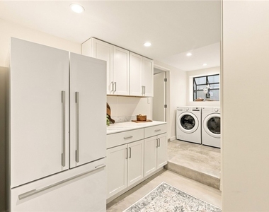 8518 Walnut - Photo Thumbnail 24