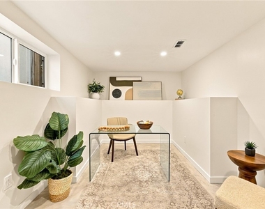 8518 Walnut - Photo Thumbnail 32