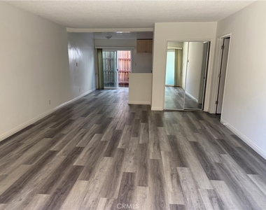 224 Lomita - Photo Thumbnail 7