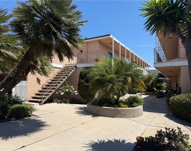 224 Lomita - Photo Thumbnail 1