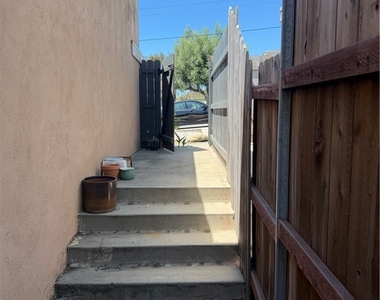224 Lomita - Photo Thumbnail 20