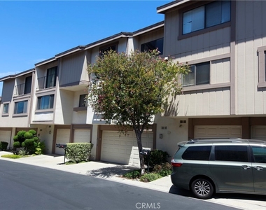 28116 Ridgepoint Court - Photo Thumbnail 23