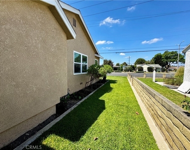 14414 Studebaker - Photo Thumbnail 30