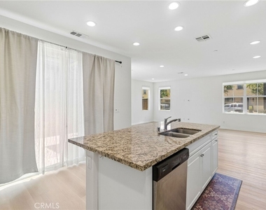 2811 E Kendall - Photo Thumbnail 13