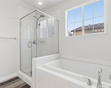 2811 E Kendall - Photo Thumbnail 22