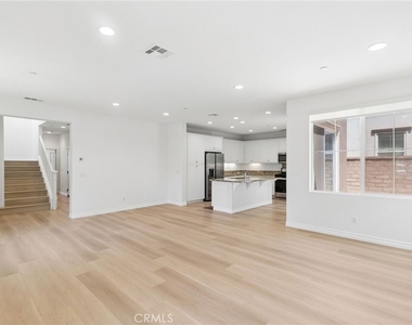 2811 E Kendall - Photo Thumbnail 8