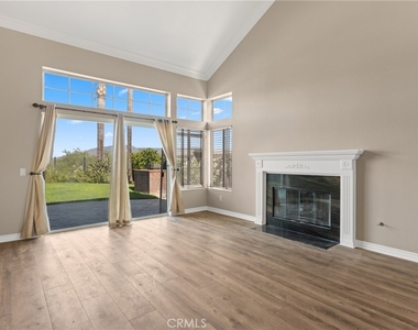 6430 Regents Court - Photo Thumbnail 10
