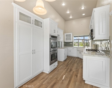 6430 Regents Court - Photo Thumbnail 15