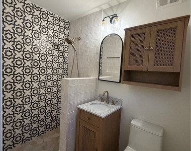 720 Circle Drive - Photo Thumbnail 15